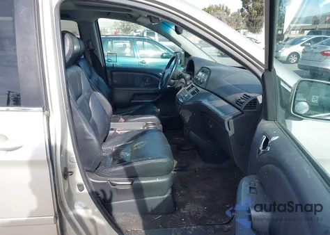 2005 Honda Odyssey Touring z USA, uszkodzony, nr VIN 5FNRL38835B008337